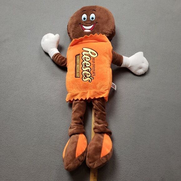 “Reese” Reece's Plush from Hershey Chocolate World - Picture 1 of 12